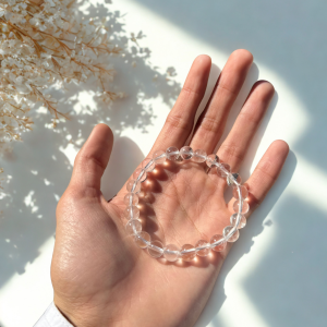 Natural Clear Crystal Quartz Gemstone Beads Bracelet (8 mm) – 18 Gram Unisex Healing Bracelet for Clarity, Energy & Spiritual Balance